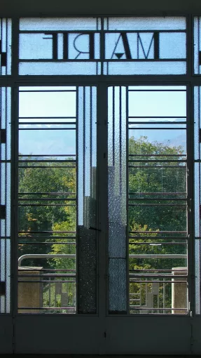 Ferronnerie de la porte d'entrée © Service du Patrimoine culturel, Département de l'Isère
