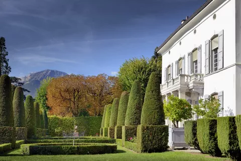 Le jardin et la maison du peintre Ernest Hébert