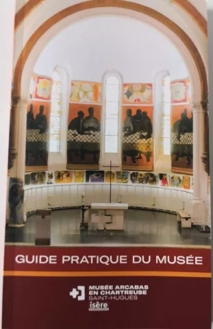 Guide pratique du musée, vue générale sur le choeur de l'église