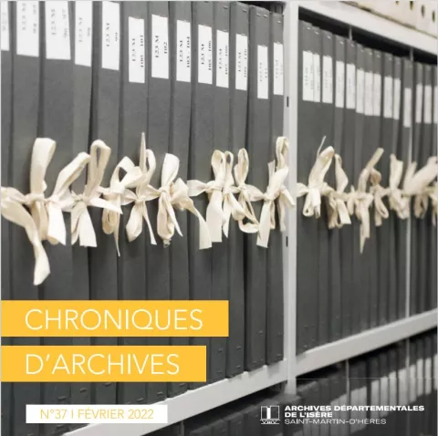 ADI Chroniques d'archives N°37 Couverture du numéro 37 : photo d'une rangée de boites d'archives