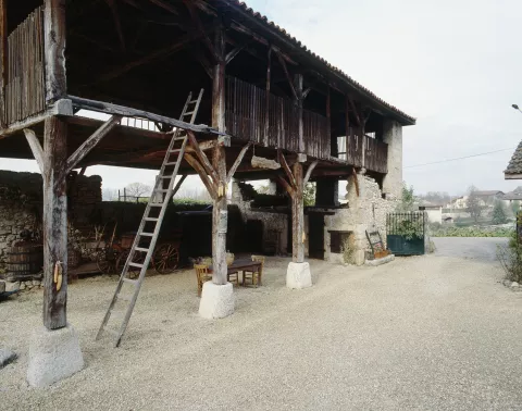 Séchoir protégé au titre des monuments historiques à Cognin © B. Roux