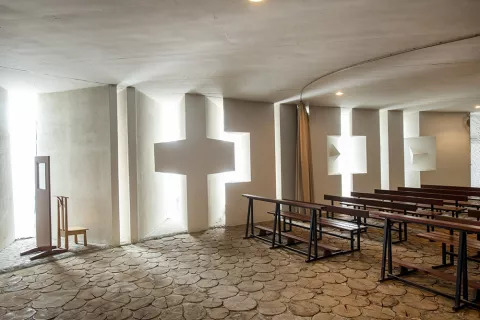 Centre Œucuménique St-Esprit, Chapelle basse, Chamrousse © Denis Vinçon