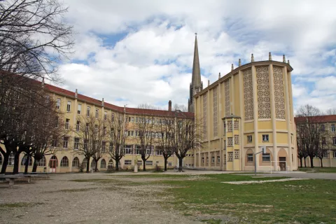 Ancien Séminaire du Sacré-Cœur, Lycée des Portes de Chartreuse, Voreppe © Damien Lachas