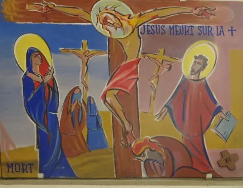 Apprieu, église Saint-Pierre, René-Maria Burlet 1976. Station 12 - Jésus meurt sur la croix (Crucifixion) © Patrimoine culturel - CD38