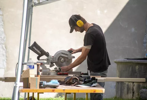 Découpe de la structure en bois Découpe de la structure en bois