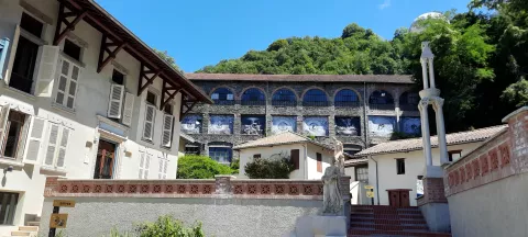 Vue générale du musée avec oeuves de P. Baudelocque