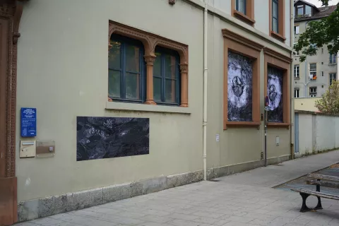 Vue générale du musée avec oeuvres de P. Baudelocque