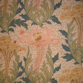 Papier peint à motifs de pavots aux fleurs d'un rose pâle © Maison Bergès, photo Denis Vinçon / Département de l'Isère