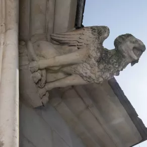 Palais du Parlement, détail façade. © Denis Vinçon
