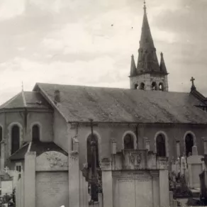 Eglise de la Bâtie-Divisin, photographie ancienne, fonds Abbé Meyer © Patrimoine culturel-CD38