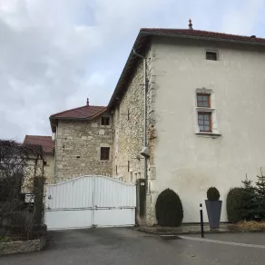 Maison forte, Courtenay © Patrimoine culturel-CD38