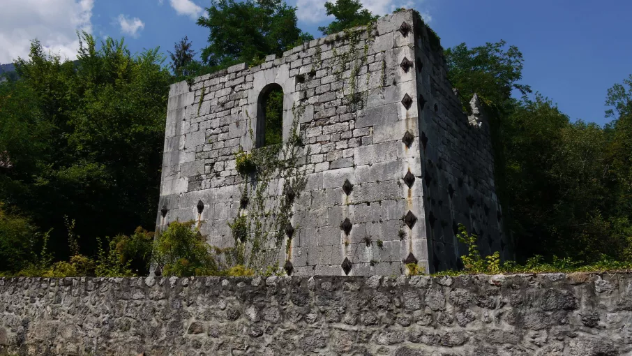 Ancien haut-fourneau Saint Vincent de Mercuze © Patrimoine Culturel / Département de l'Isère