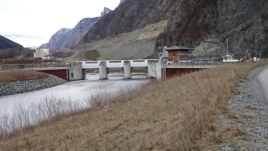 Prise d'eau, nouvelle centrale de Gavet © Patrimoine culturel-CD38