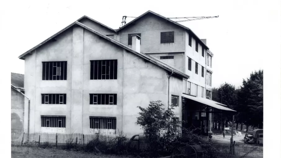 Usine de la Coopérative de Tullins, vers 1960 © Collection particulière  