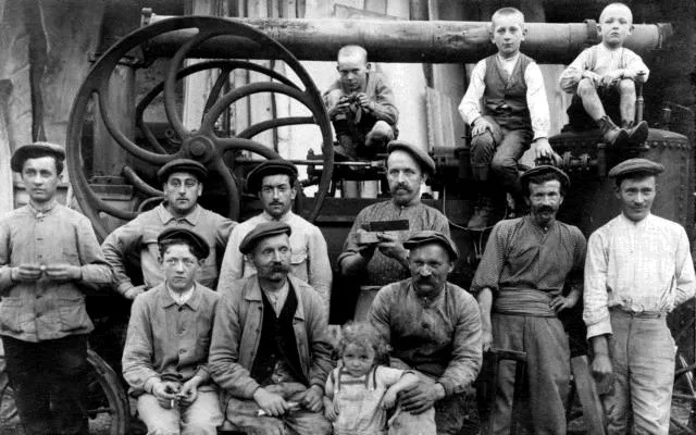 Photographie ancienne, atelier Guiguet, Corbelin © Patrimoine culturel-CD38