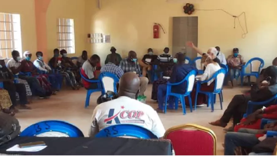 Atelier de discussion sur les risques et opportunités du tourisme pour la zone Bassari et Salémata © Tétraktys