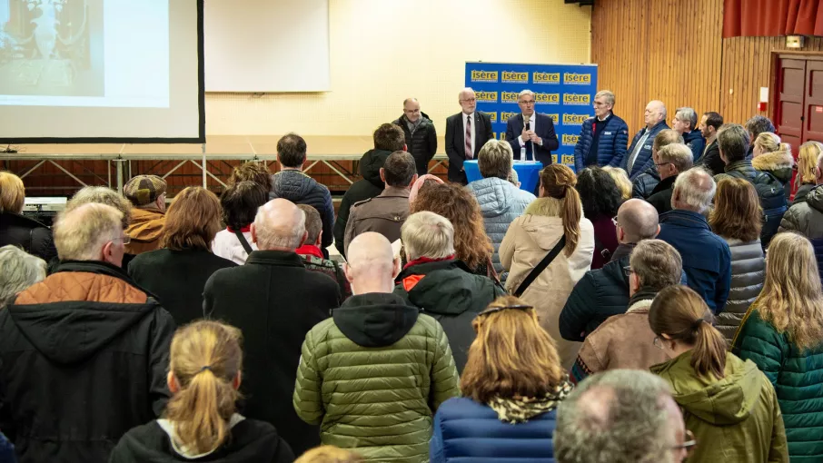 Remise de la plaque du Label "Patrimoine en Isère" © Frédérick Pattou