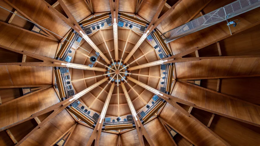 Église Saint-Jean, Grenoble - la charpente posée en 1979, état actuel ©  David Richallet 