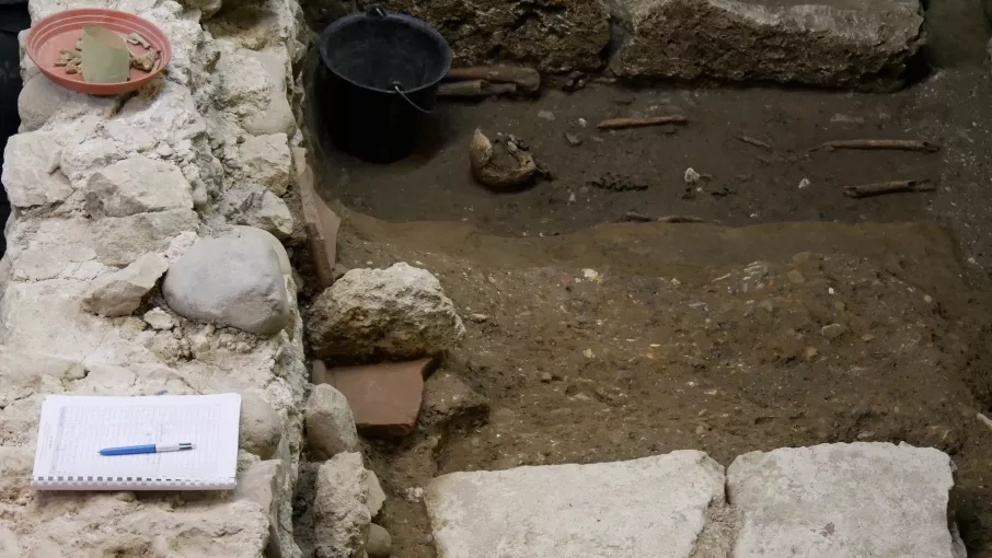 Chantier de fouilles de l'ancienne église Saint-Pierre, Moirans © Patrimoine culturel - Département de l'Isère