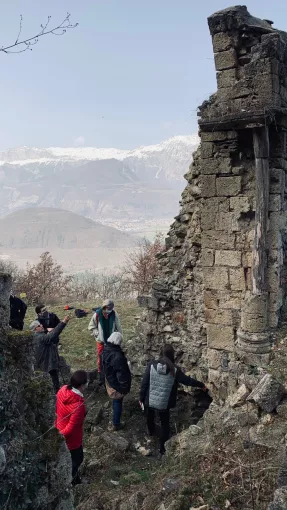 Réunion lancement des travaux de consolidation des vestiges de l'ancien prieuré de Saint-Michel-de-Connexe © Patrimoine culturel-CD38